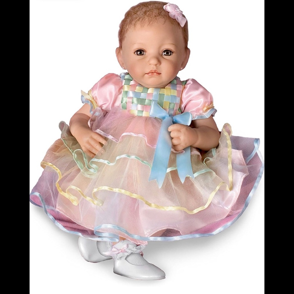 Vintage Adorable Baby Ella ashton drake so truly real Original Issue Vinyl Doll